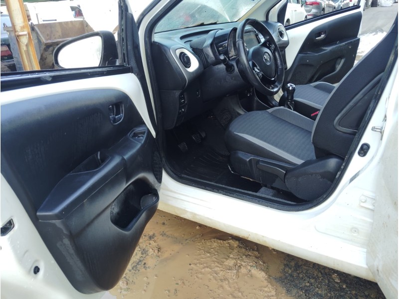 toyota aygo (_b4_) del año 2019