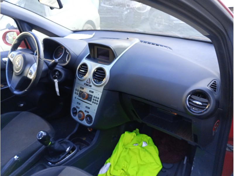 opel corsa d (s07) del año 2007