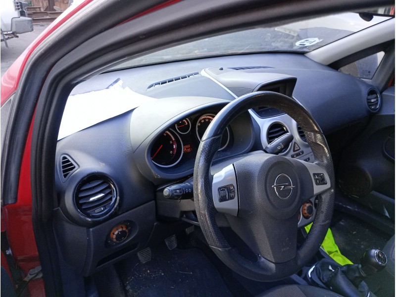 opel corsa d (s07) del año 2007