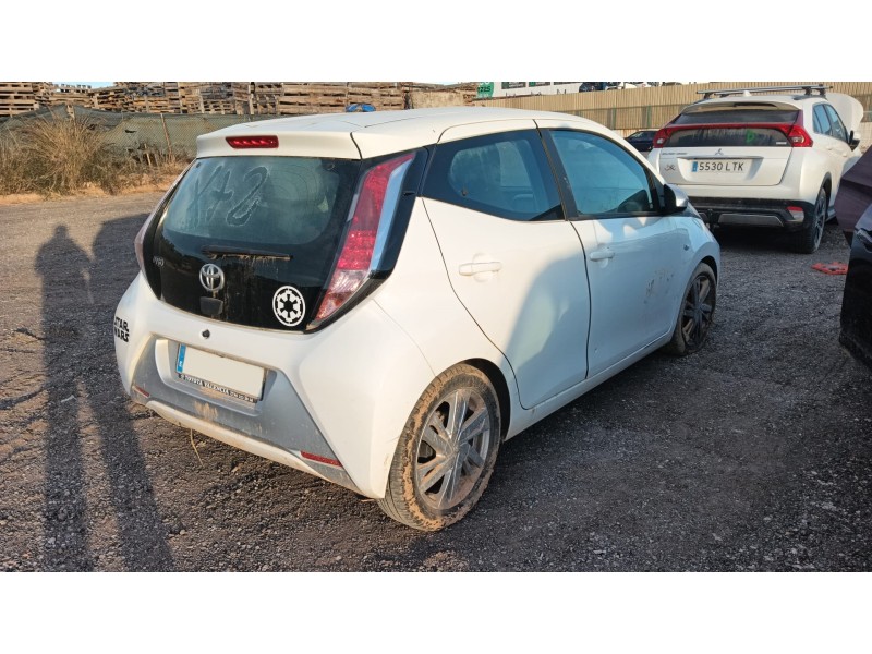toyota aygo (_b4_) del año 2017