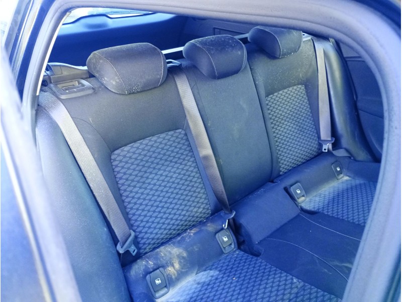 opel astra k sports tourer (b16) del año 2017