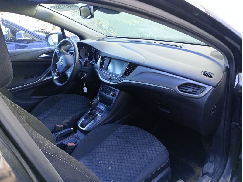 opel astra k sports tourer (b16) del año 2017