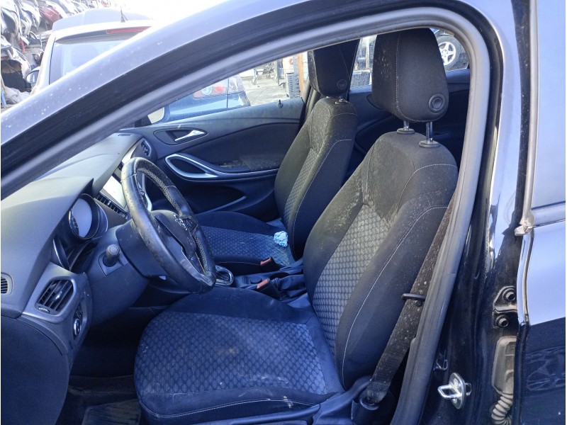 opel astra k sports tourer (b16) del año 2017