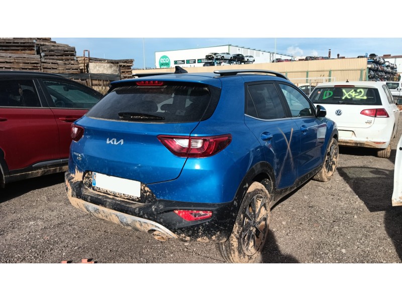 kia stonic (yb) del año 2024