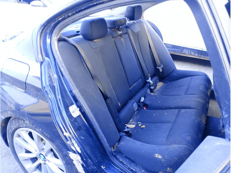 bmw 3 (f30, f80) del año 2016