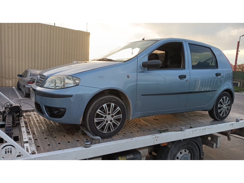 fiat punto (188_) del año 2007