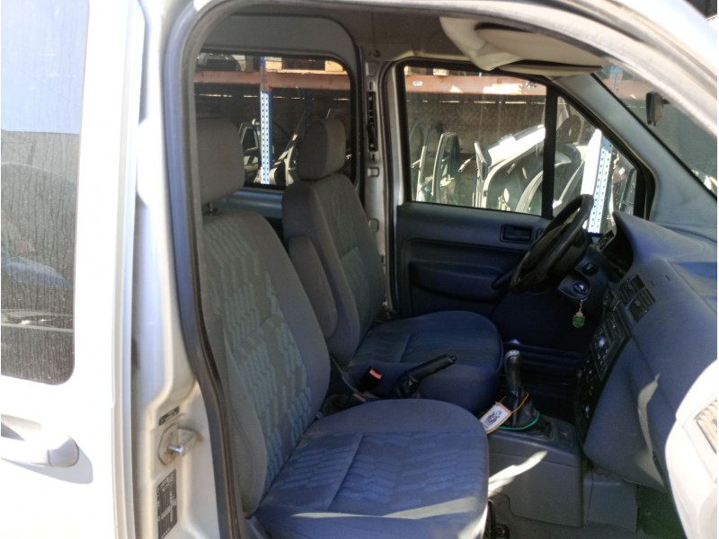 ford tourneo connect del año 2007