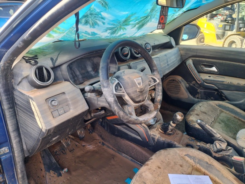 dacia duster (hm_) del año 2022