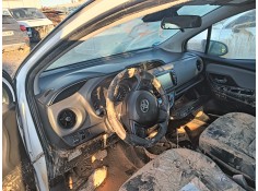 toyota yaris (_p13_) del año 2020 2