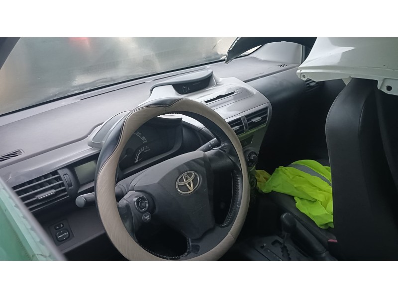 toyota iq (_j1_) del año 2010