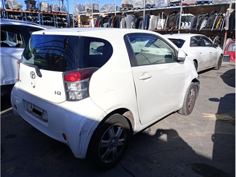 toyota iq (_j1_) del año 2010
