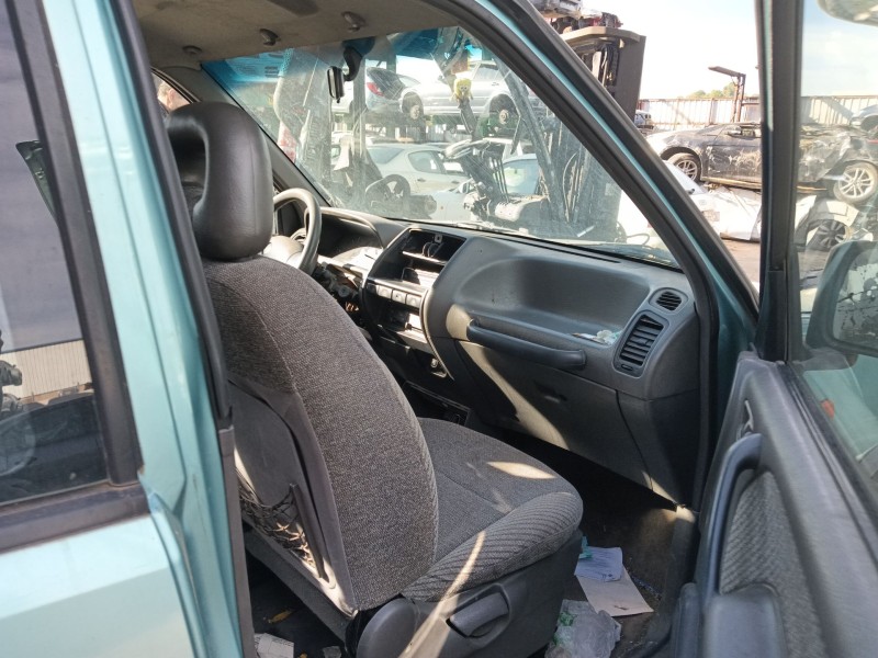 nissan terrano ii (r20) del año 1993