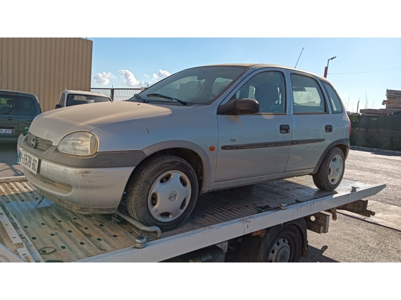 opel corsa b (s93) del año 1998