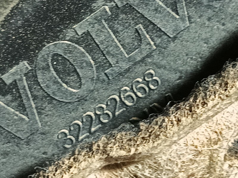 Recambio de guarnecido puerta delantera izquierda para volvo xc40 (536) t3 referencia OEM IAM   