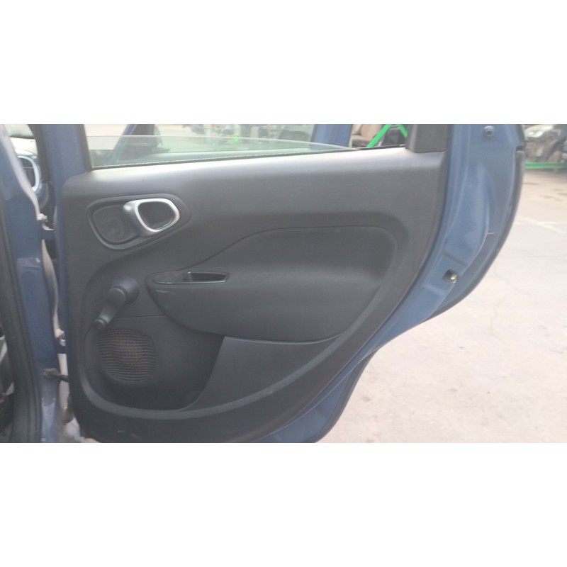 Recambio de guarnecido puerta trasera derecha para fiat 500l (351_, 352_) 1.4 (199lyb1b) referencia OEM IAM   