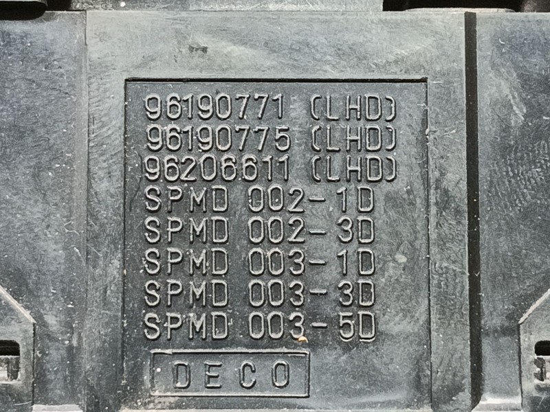 Recambio de mando elevalunas delantero izquierdo para chevrolet tacuma se referencia OEM IAM 96264403  