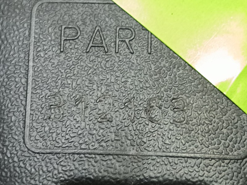 Recambio de enganche cinturon trasero izquierdo para mitsubishi space star monospace (dg_a) 1.6 16v (dg3a) referencia OEM IAM   