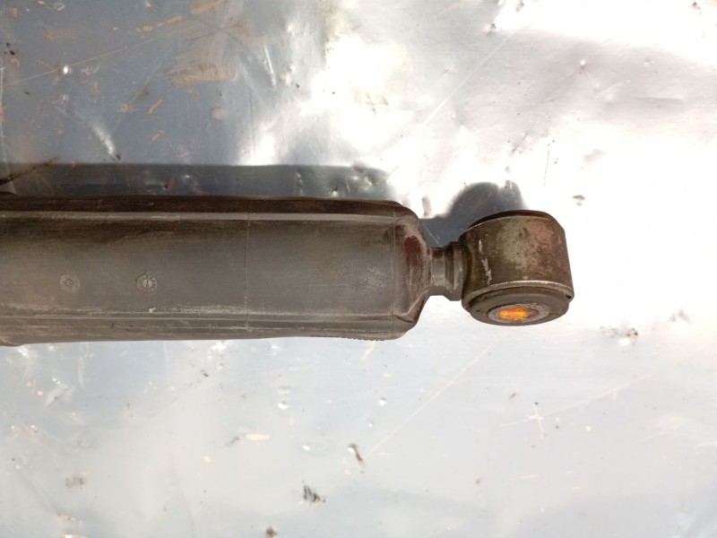 Recambio de amortiguador delantero izquierdo para nissan interstar furgoneta (x70) dci 100 referencia OEM IAM   