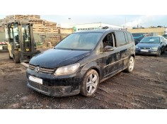 VOLKSWAGEN TOURAN (1T3)