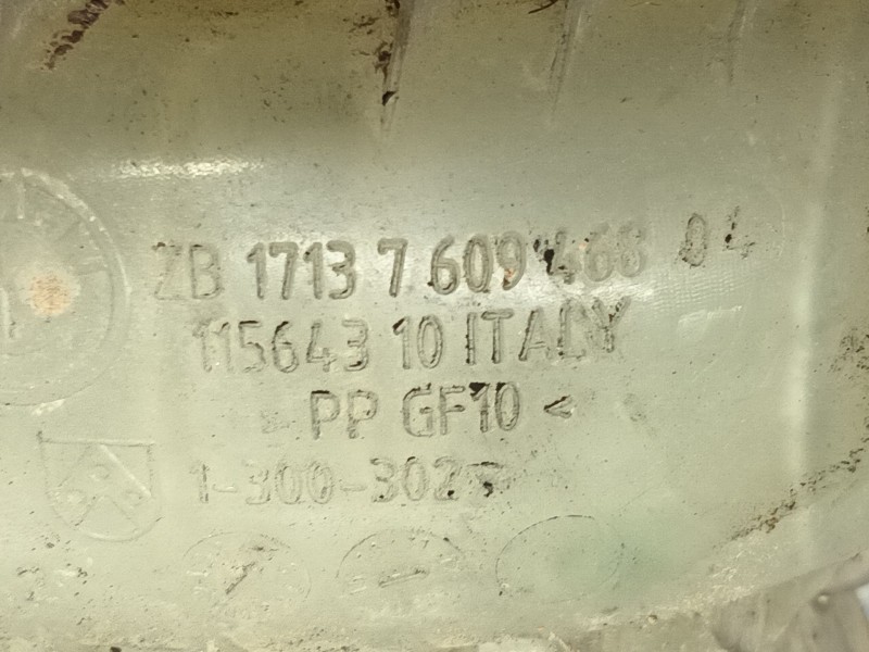 Recambio de deposito expansion para bmw 3 (f30, f80) 320 d referencia OEM IAM 17137642160 ZB1713760946604 