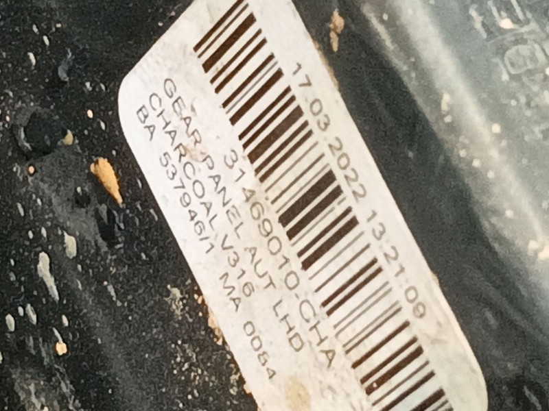 Recambio de apoyabrazos central para volvo xc40 (536) t3 referencia OEM IAM   