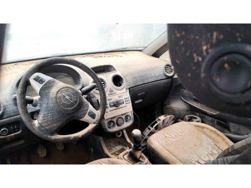 opel corsa d (s07) del año 2010
