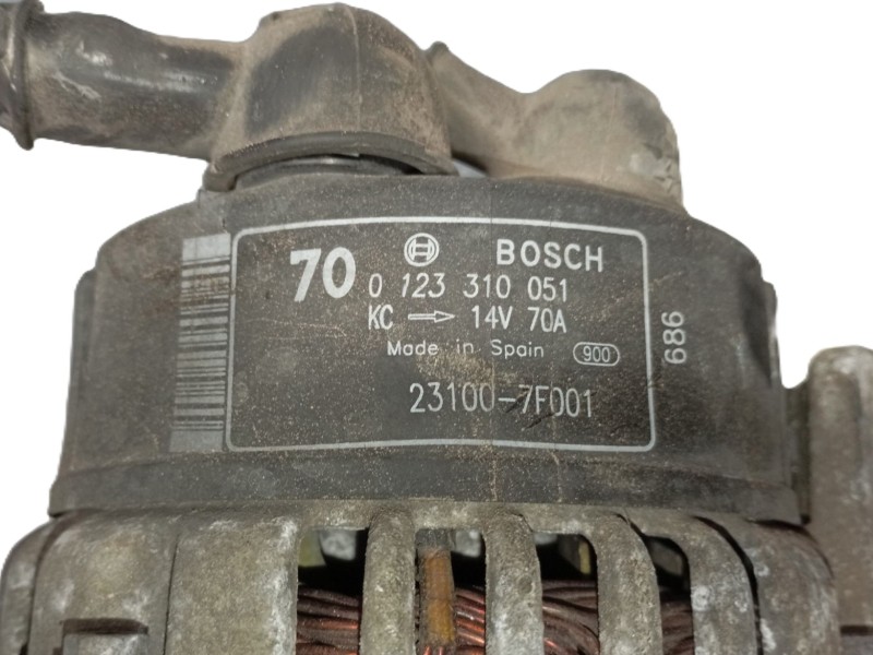 Recambio de alternador para nissan terrano ii (r20) 2.7 tdi 4wd referencia OEM IAM 231007F001 0123310051 