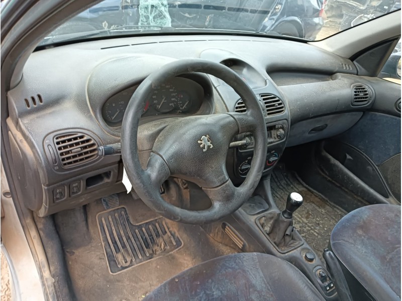 peugeot 206 hatchback (2a/c) del año 1999
