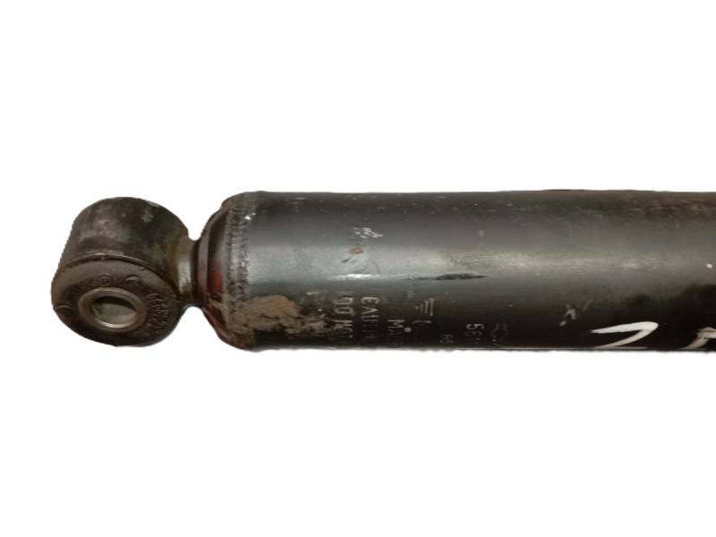 Recambio de amortiguador delantero izquierdo para nissan terrano ii (r20) 2.7 tdi 4wd referencia OEM IAM E61102X81A  