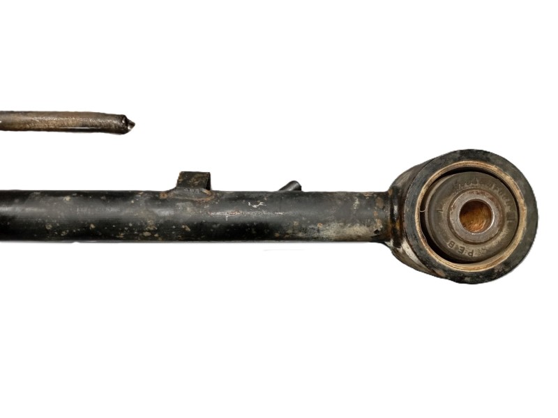 Recambio de brazo suspension inferior trasero derecho para nissan terrano ii (r20) 2.7 tdi 4wd referencia OEM IAM   