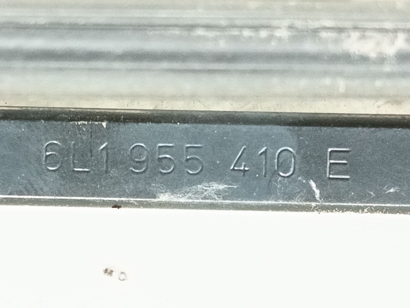 Recambio de brazo limpia delantero derecho para seat ibiza iii (6l1) 1.9 tdi referencia OEM IAM   