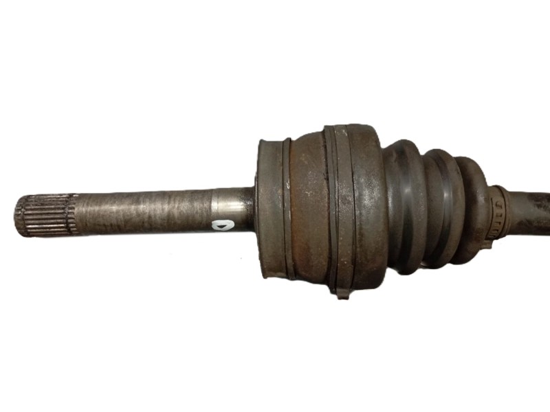 Recambio de transmision delantera derecha para nissan terrano ii (r20) 2.7 tdi 4wd referencia OEM IAM 392047F000  