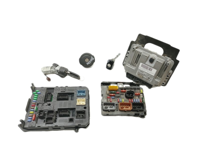 Recambio de centralita motor uce para peugeot 5008 premium referencia OEM IAM 0281013334 KIT ARRANQUE 9653123380