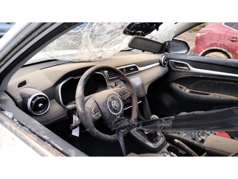 mg mg zs suv del año 2024