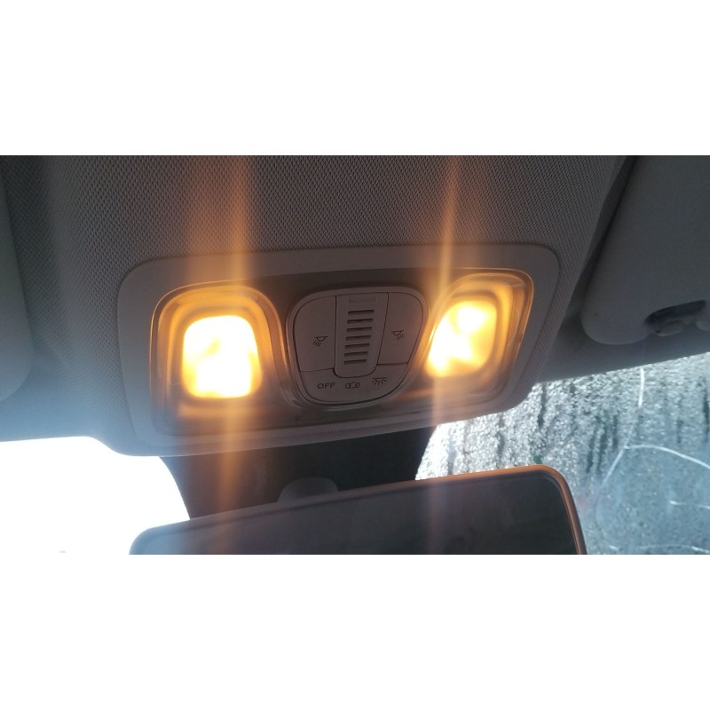 Recambio de luz interior delantera central para fiat 500l (351_, 352_) 1.4 (199lyb1b) referencia OEM IAM 0000735603568  