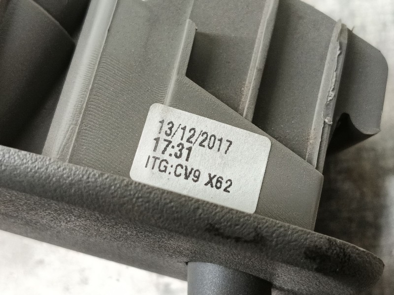 Recambio de parasol derecho para renault master iii furgoneta (fv) 2.3 dci 130 fwd (fv0m, fv0y) referencia OEM IAM   