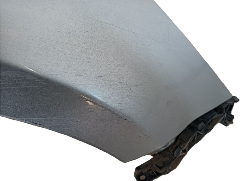 Recambio de aleta delantera derecha para kia cee´d sw (ed) 1.6 referencia OEM IAM   