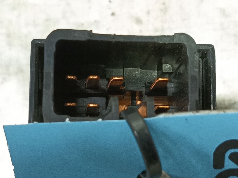 Recambio de mando elevalunas trasero derecho para hyundai tucson (jm) 2.0 referencia OEM IAM 935802E150G8  