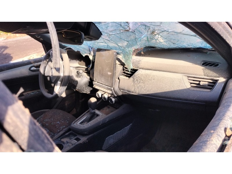 renault arkana i (lcm_, ldn_) del año 2024