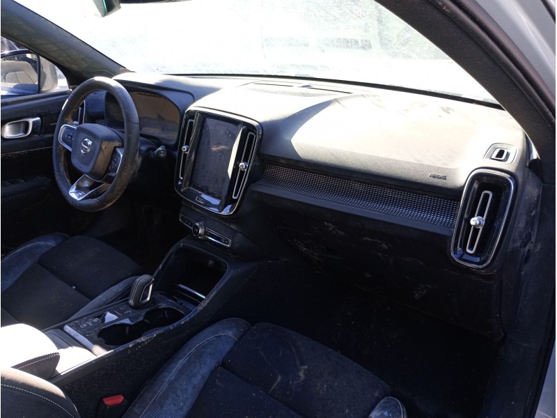 volvo xc40 (536) del año 2019