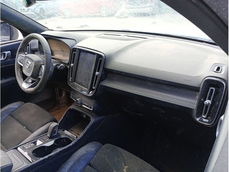 Recambio de salpicadero para volvo xc40 (536) t3 referencia OEM IAM   