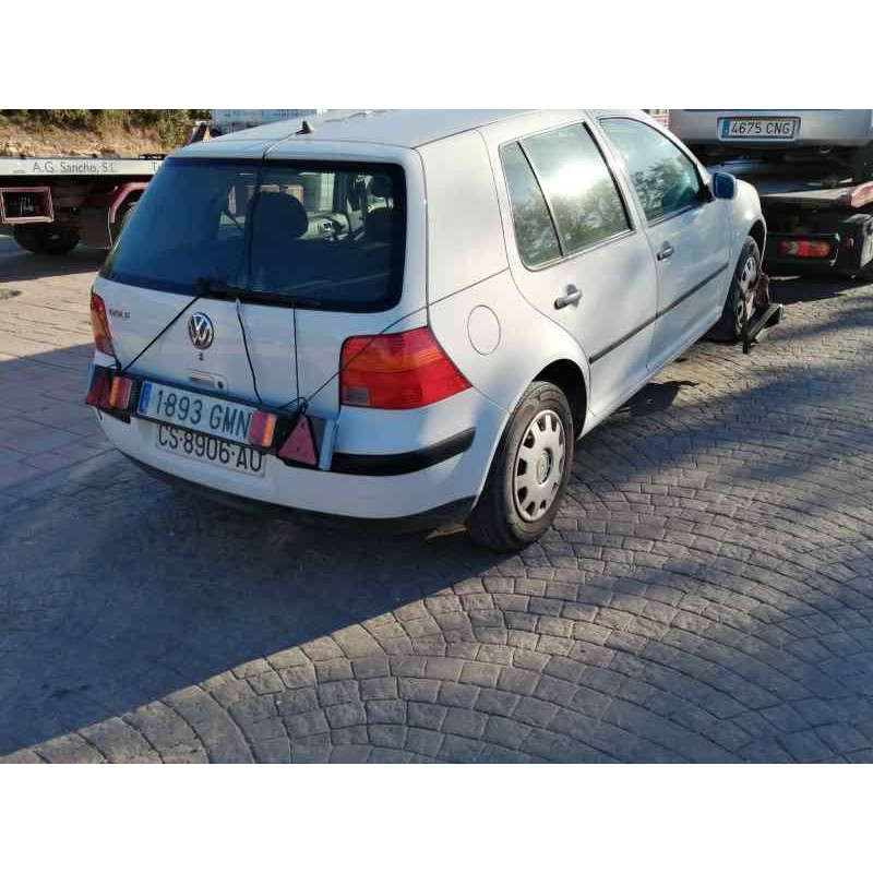 VOLKSWAGEN GOLF IV BERLINA (1J1)