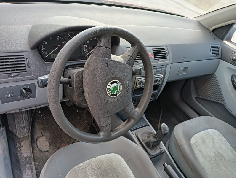 skoda fabia i (6y2) del año 2002