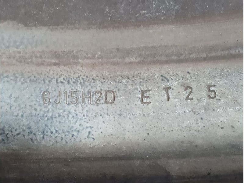 Recambio de llanta para nissan terrano ii (r20) 2.7 td 4wd referencia OEM IAM 403000F001 ET25 6J15H2D