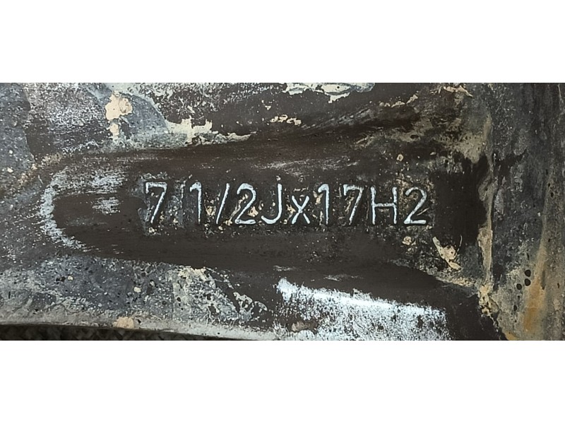 Recambio de llanta para bmw 3 (f30, f80) 318 d referencia OEM IAM 6796244 IS37 7 1/2Jx17H2