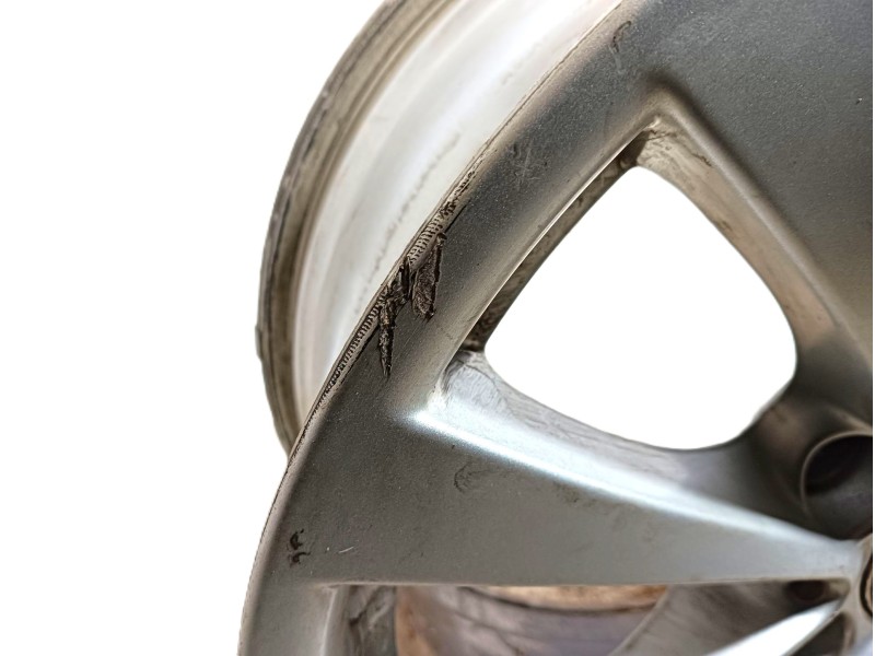 Recambio de llanta para bmw 3 (f30, f80) 318 d referencia OEM IAM 6796244 IS37 7 1/2Jx17H2