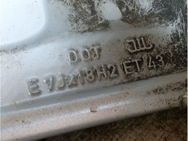 Recambio de llanta para audi q3 (f3b) 35 tdi referencia OEM IAM 83A601025H ET43 7Jx18H2