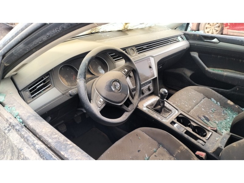 volkswagen passat b8 variant (3g5, cb5) del año 2017