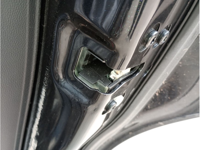 Recambio de cerradura puerta trasera derecha para alfa romeo stelvio (949_) 2.0 q4 (949.axa2a) referencia OEM IAM   