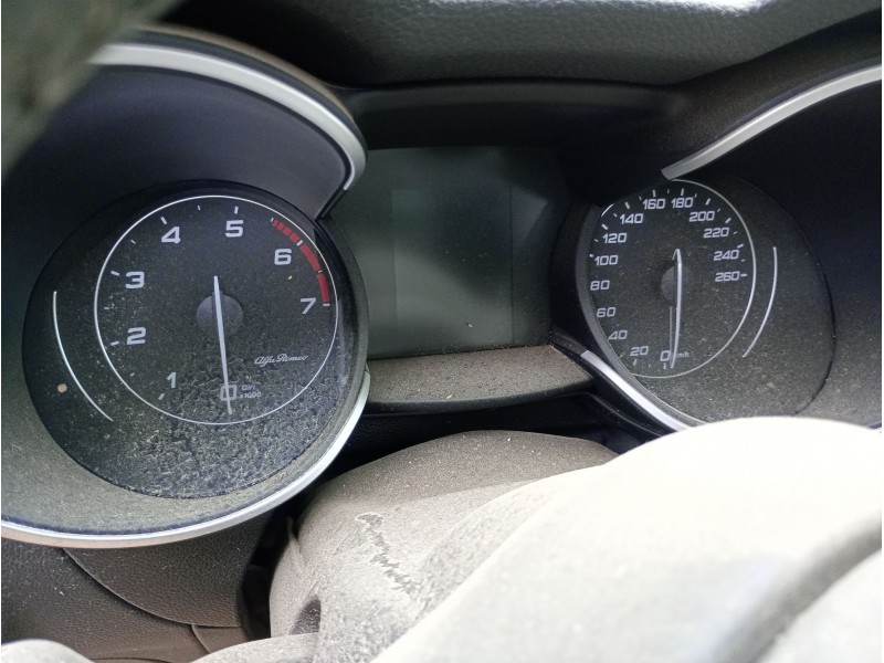 Recambio de cuadro instrumentos para alfa romeo stelvio (949_) 2.0 q4 (949.axa2a) referencia OEM IAM   